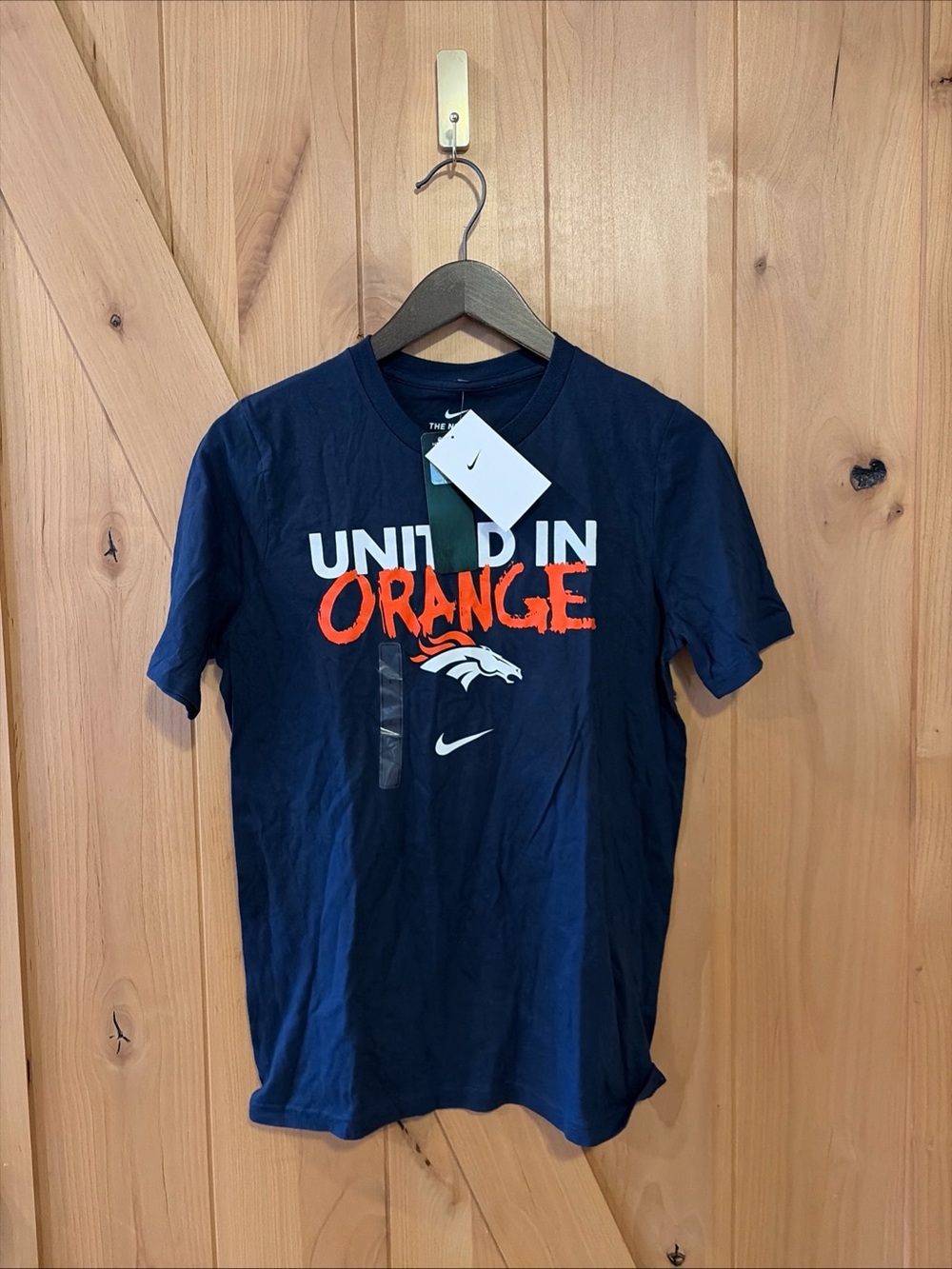 Nike Youth Denver Broncos Blue Orange large T-shirt NWT NFL Football Unisex